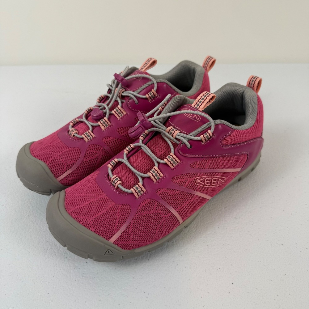 KEEN CNX Chandler Womens 6 Hiking Sneakers Berry Pink Grey 1027251